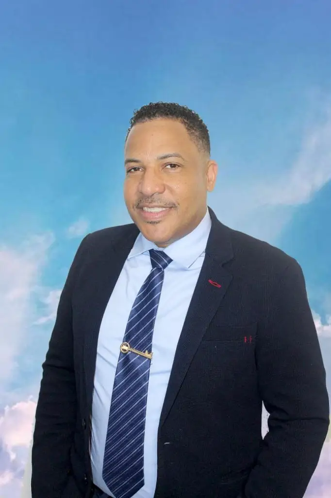 whatsapp image 2025 10 22 at 9.42.17 pm